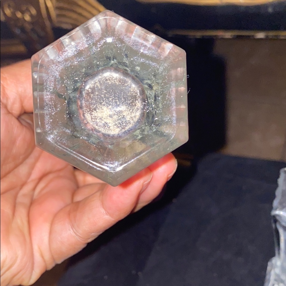 Vintage Mikasa Crystal Salt and Pepper Shakers - Picture 4 of 5